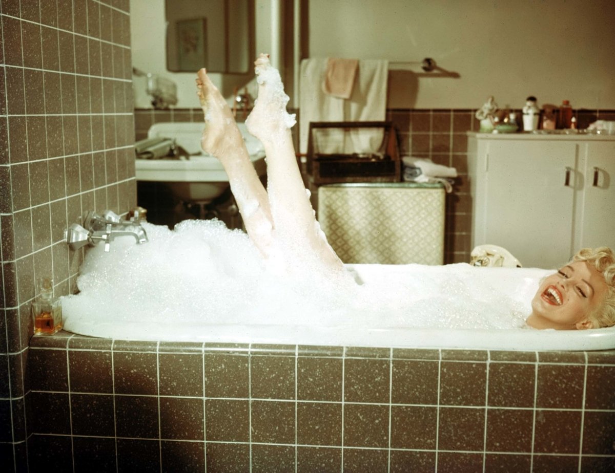 Bath Time Rituals For Every Zodiac - Fur